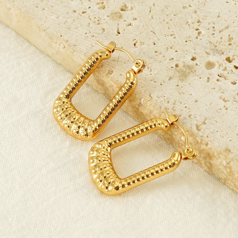 Vintage style 18k gold plated ear studs