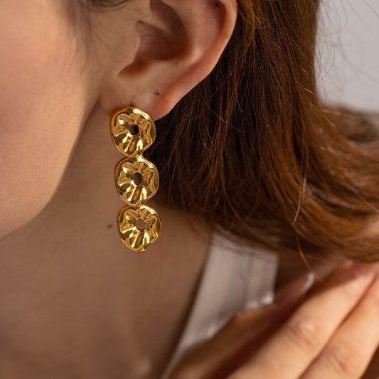 elegant o-shape plating pleated 18k gold plated