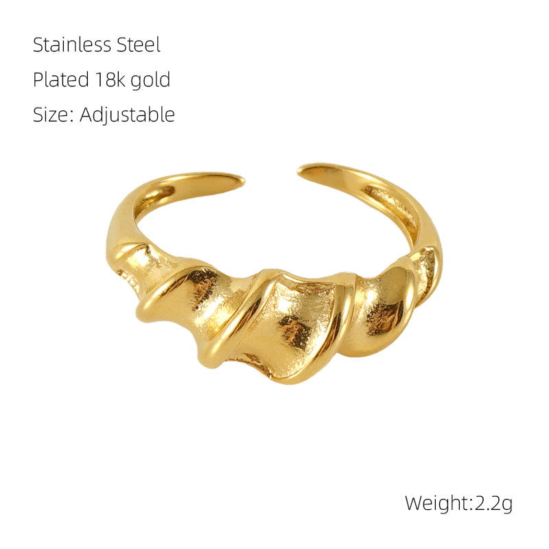 Geometric ring 18k gold plated open