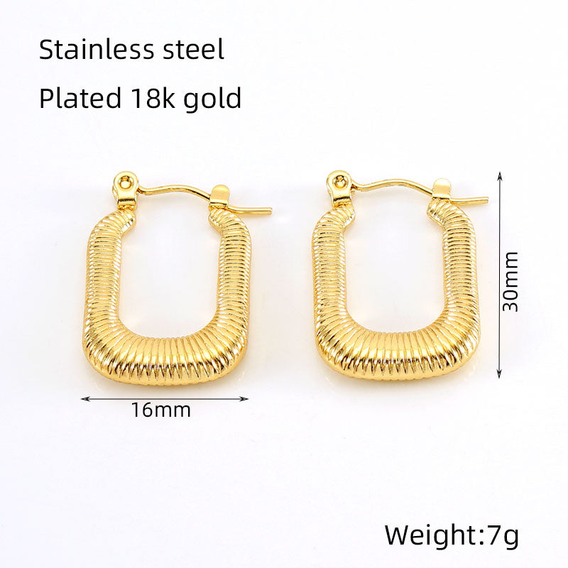 Vintage style 18k gold plated ear studs