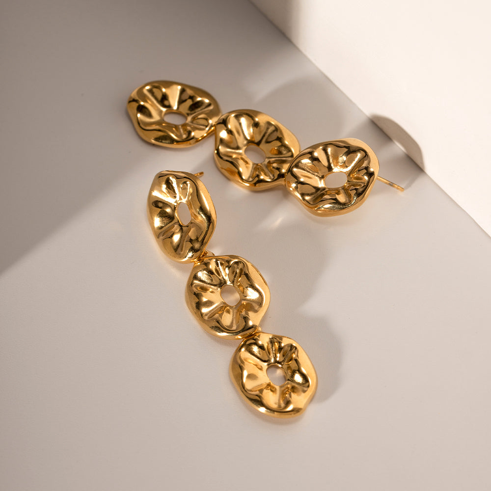 elegant o-shape plating pleated 18k gold plated