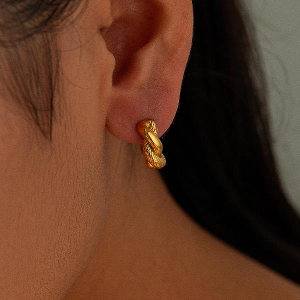 Twist 18K Gold Plated Ear Studs