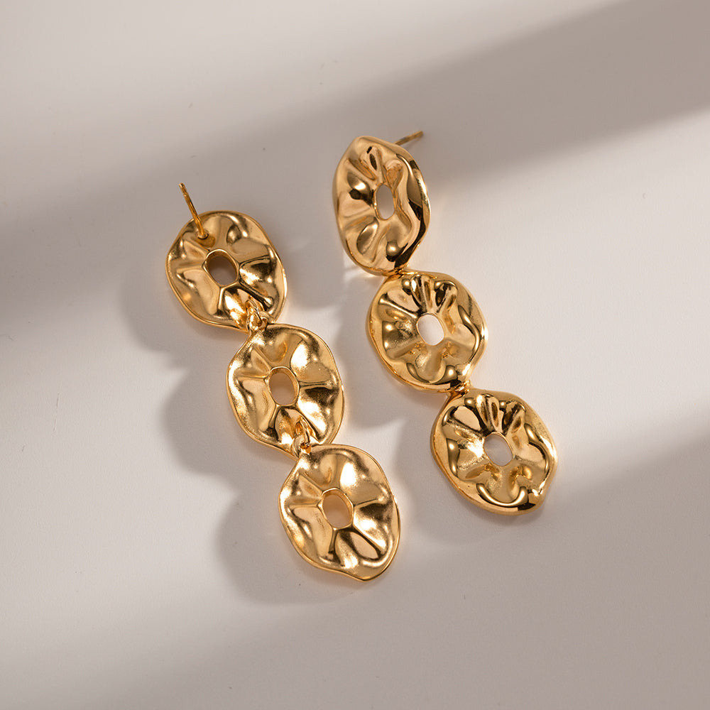 elegant o-shape plating pleated 18k gold plated