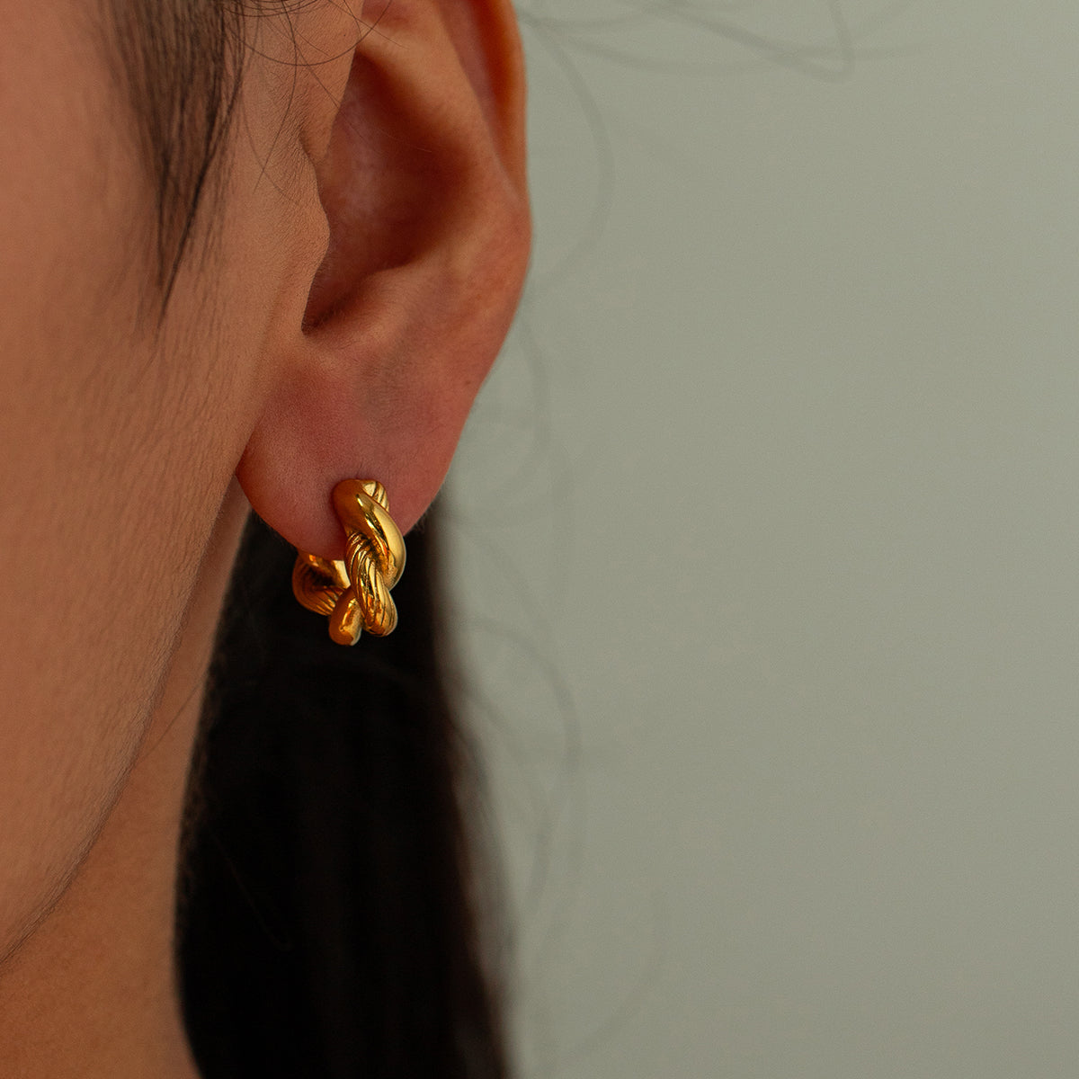 Twist 18K Gold Plated Ear Studs